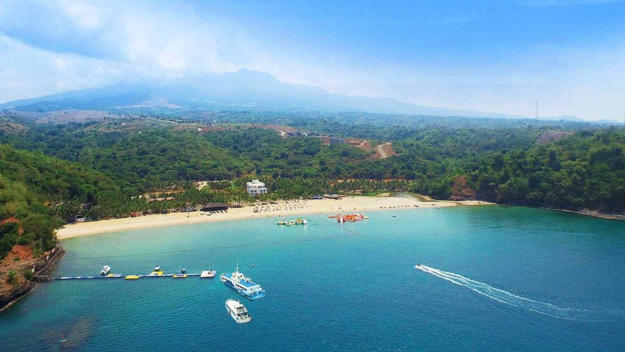 Aqua Fun Hotel At Camaya Coast Mariveles Kültér fotó